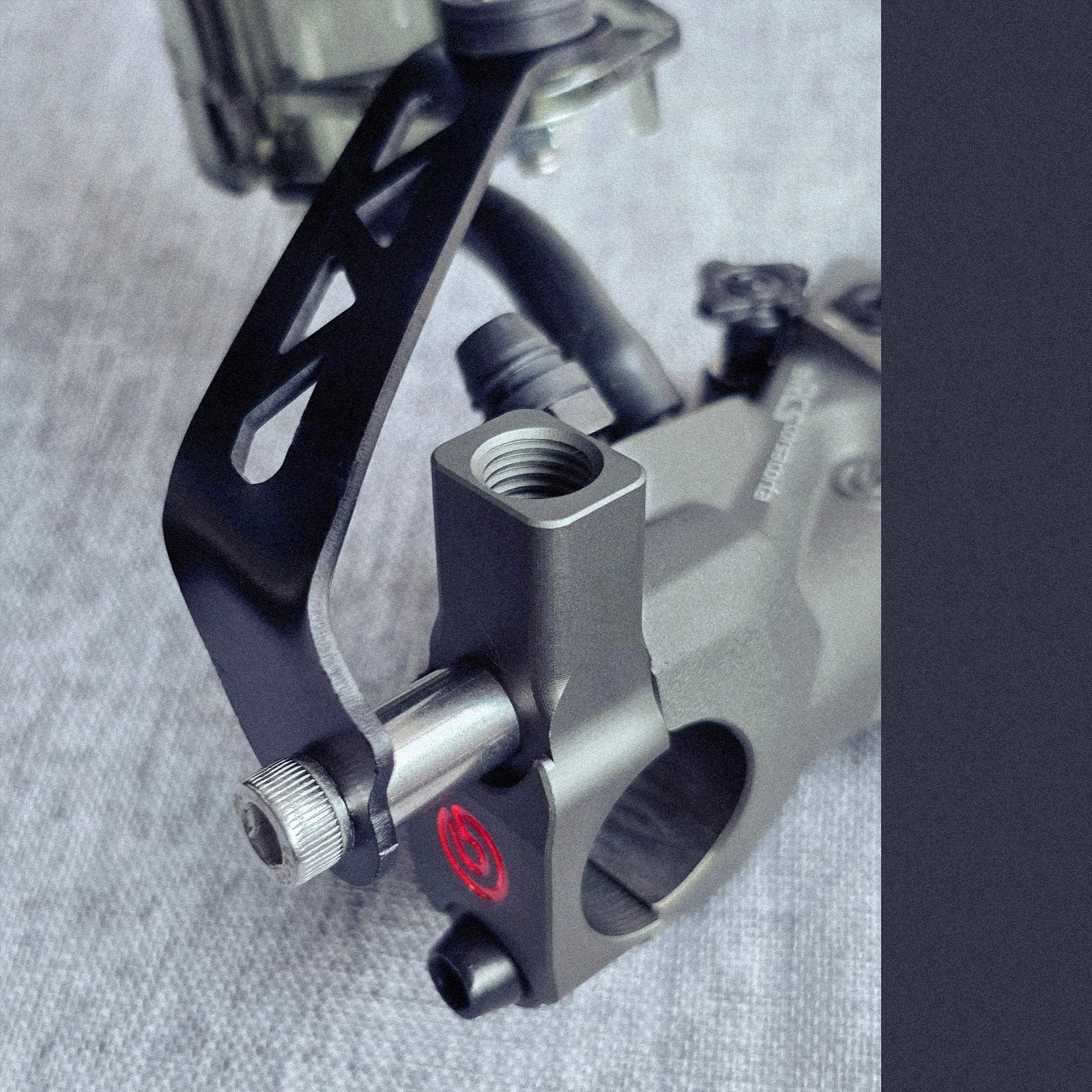 Brembo style black bracket set