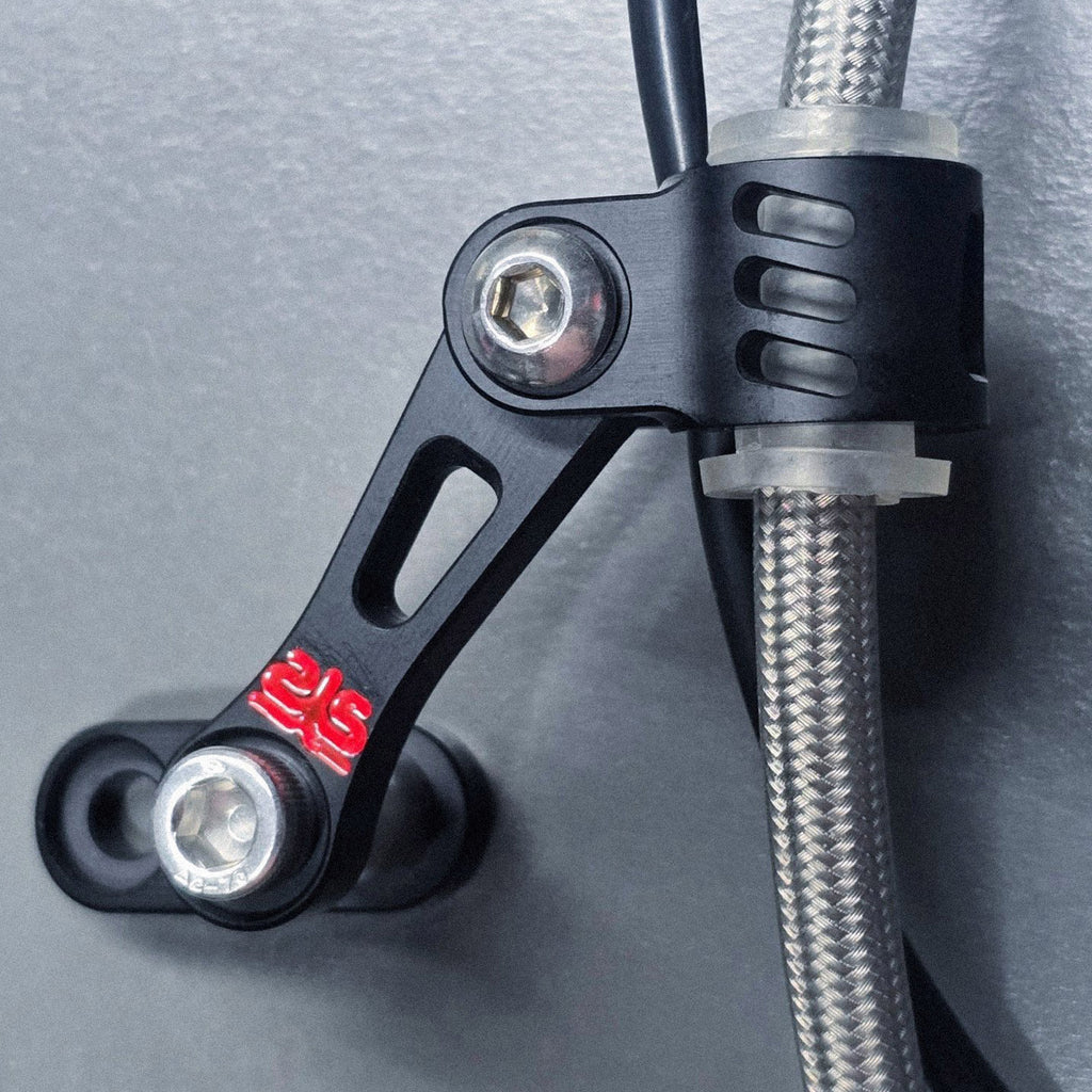 Brake lines holder