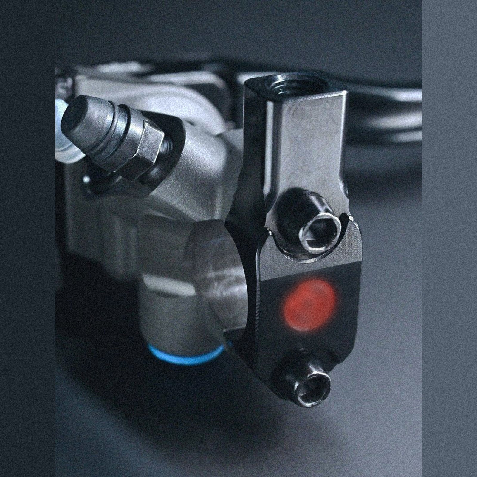 Mirror mount